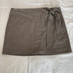 Rachel Zoe Houndstooth Wrap Tie Mini Skirt Tan Black Lined Stretch Minimalist 14